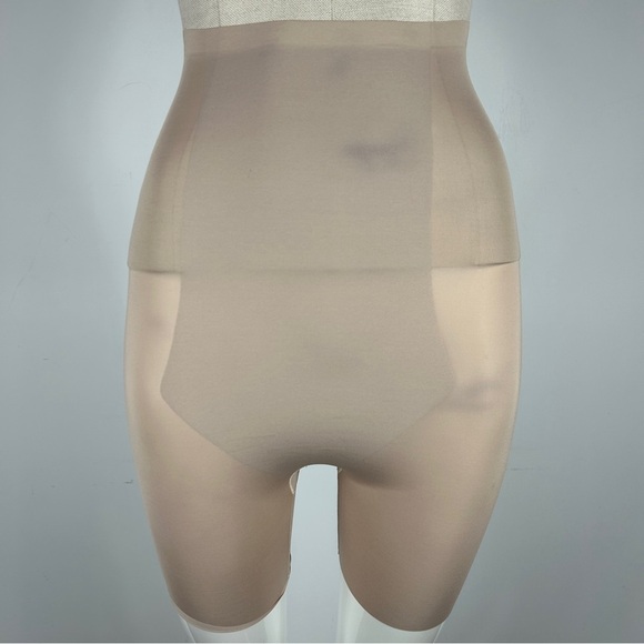 SPANX Other - SPANX High-Waist Shapewear Shorts - Nude S